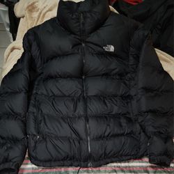 MEN'S NORTHFACE PUFFER JACKET 