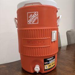 Igloo 5 Gallon Heavy-Duty Beverage Cooler