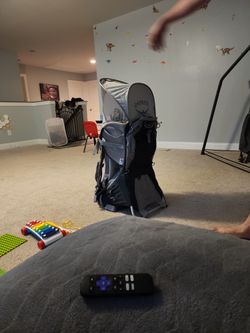 POCO plus Ospray Child Carrier With Built In Sun Shade