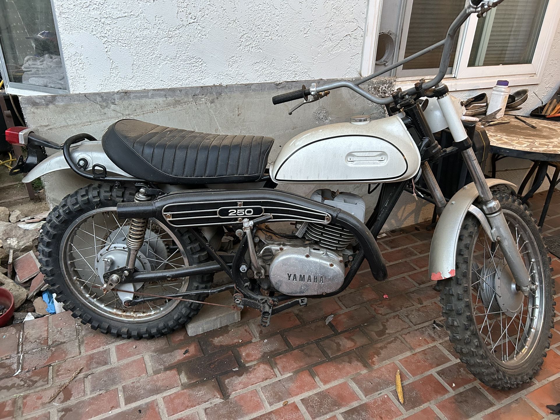 1971 Yamaha DT-1 250