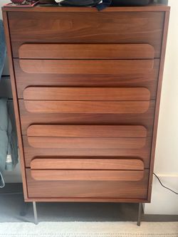 West Elm Gemini (28") 5-Drawer Dresser, Walnut
