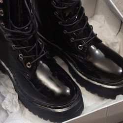 black leather ankle boots (unused)