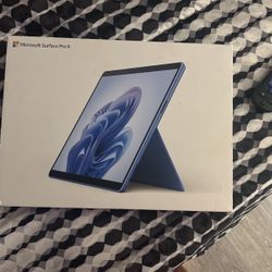 Microsoft Surface Pro 9 Window 11 13th