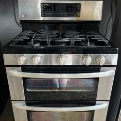 GE DOUBLE OVEN GAS RANGE IN STAINLESS STEEL 