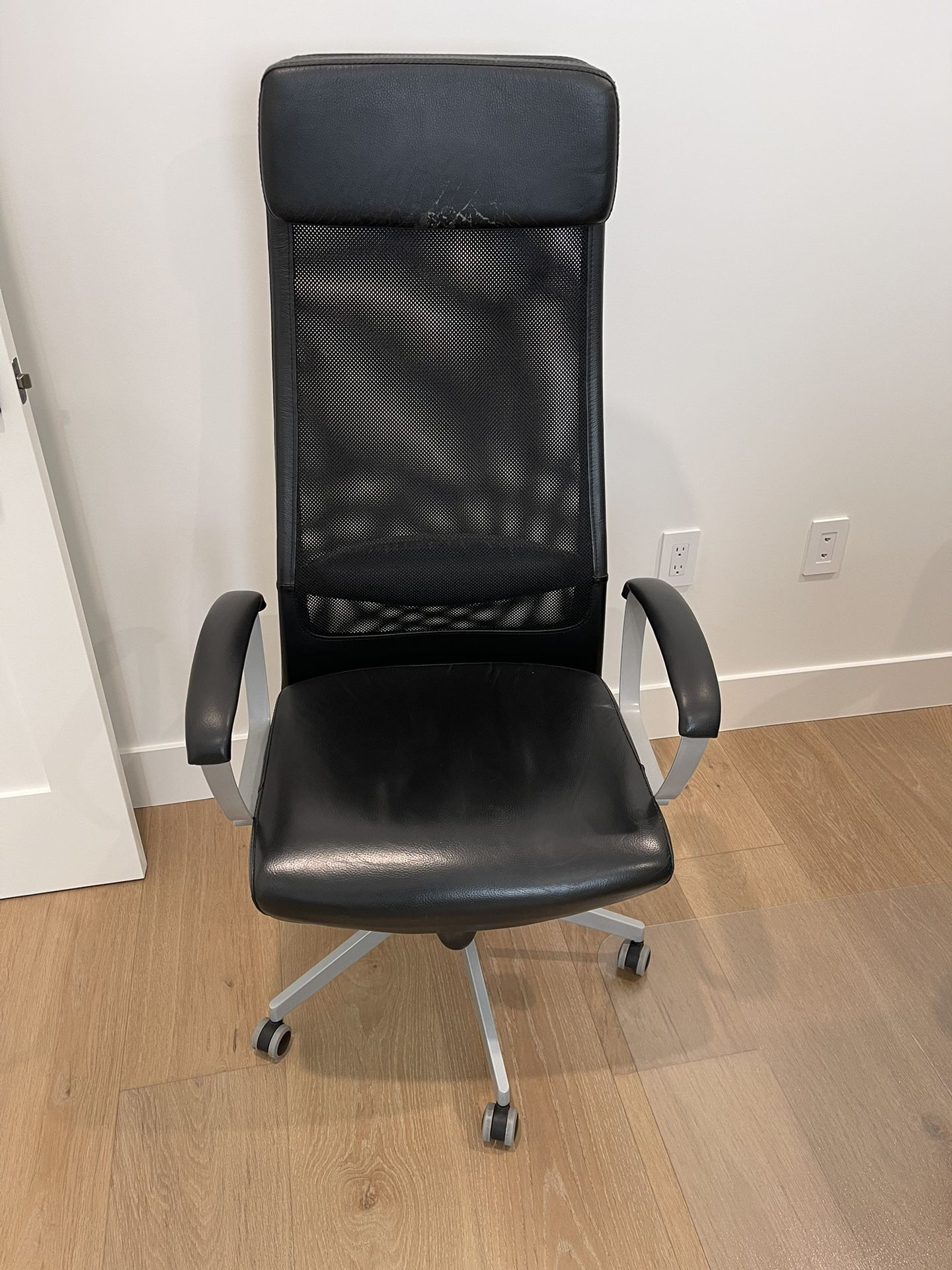 MARKUS IKEA Office Chair