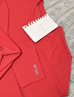 Figs scrubs