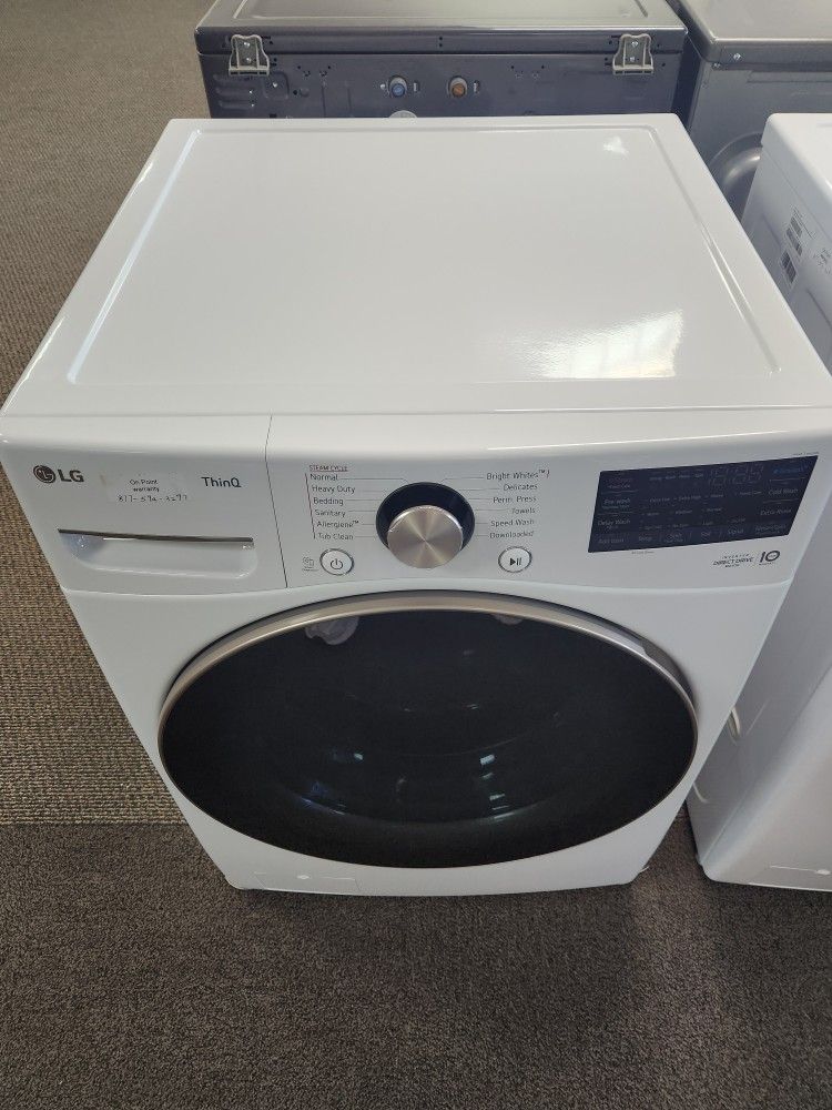 4.5 cu. ft Ultra Large Capacity Smart wi-fi Enabled Front Load Washer with TurboWash 360 and Built-In Intelligence