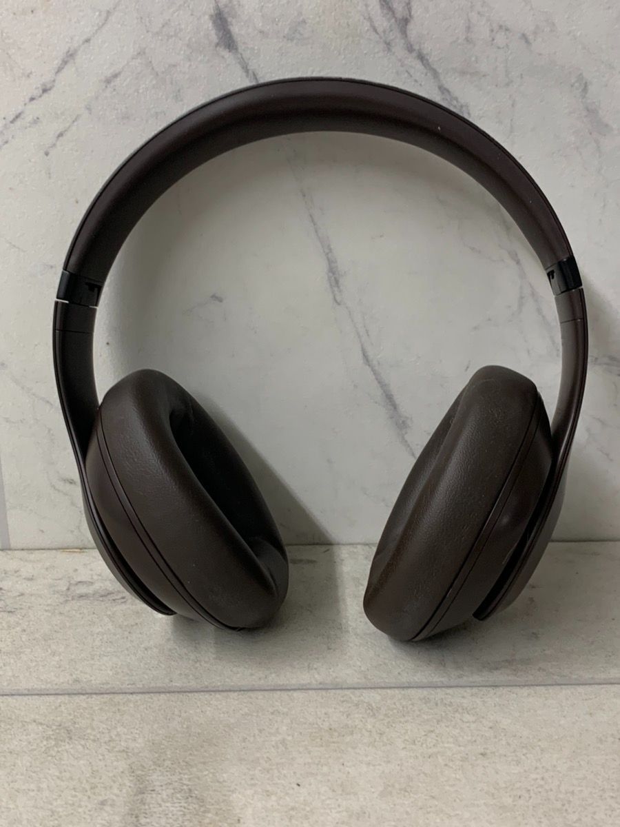 Beats Studio Pro Wireless Headphones - Tan - (PO1017800)