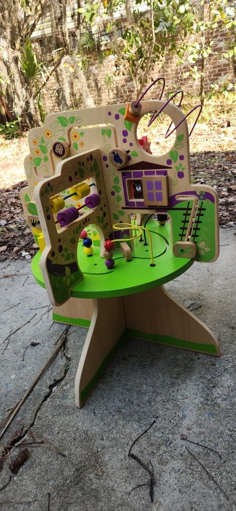 Manhattan Toy Company Treetop Adventure. Wooden Toy.