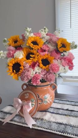 Mother’s Day bouquets ramo buchón
