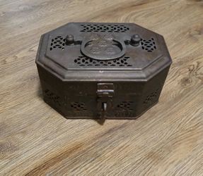 Brass Cricket / Trinket Box