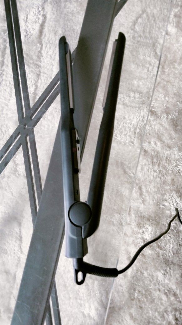 Titanium Flat Iron FROMM