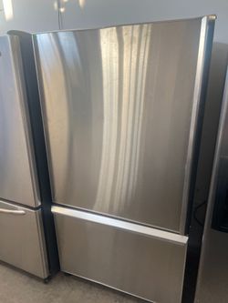 Amana stainless steel bottom freezer refrigerator