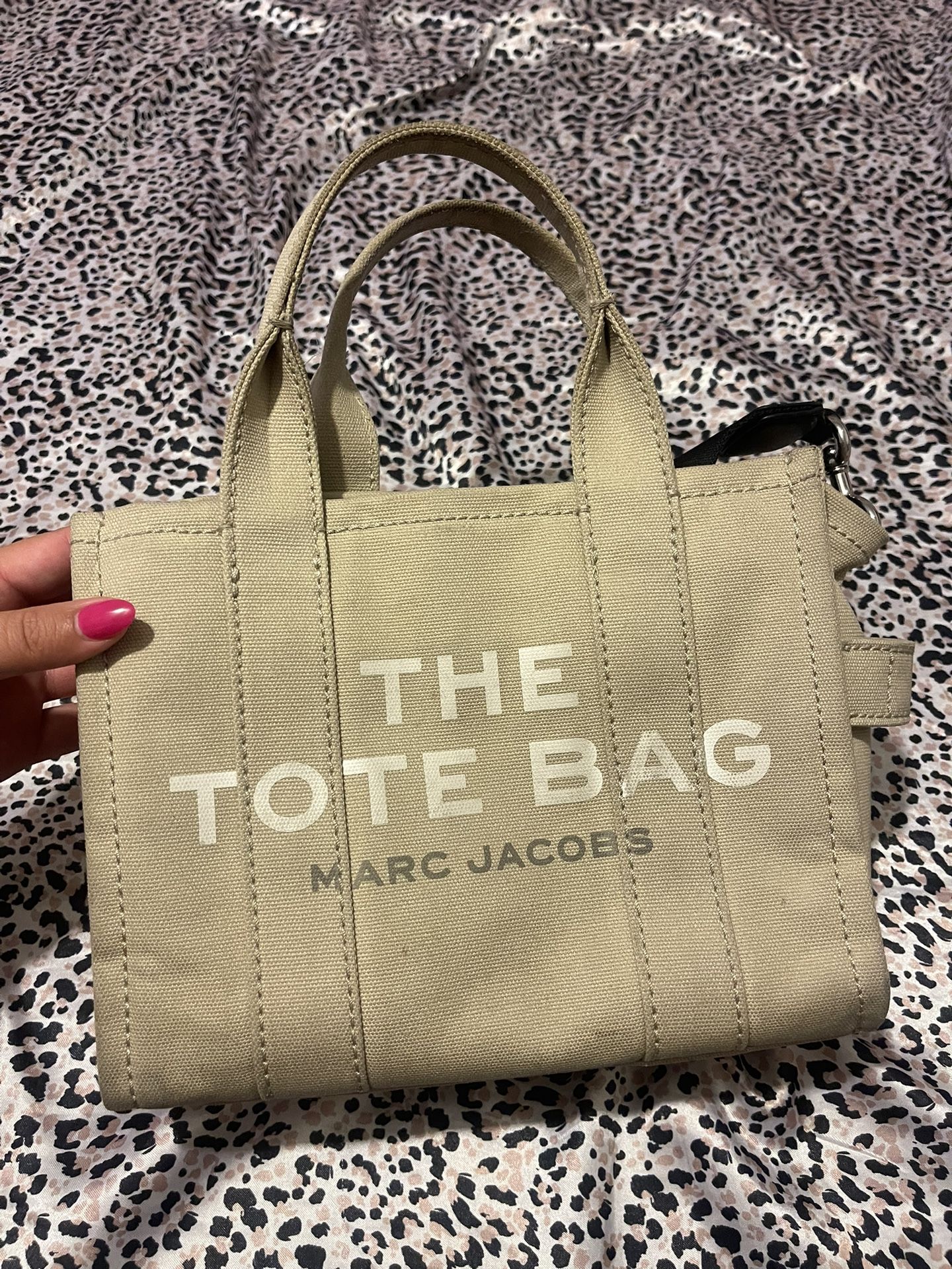 Marc Jacobs The Tote Bag