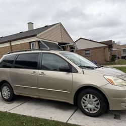 2005 Toyota Sienna