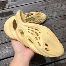 Yeezy Foam Runner Desert Sand 🏝️🏜️