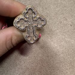 10k yg  Cross Diamond Style Ring  Size 10