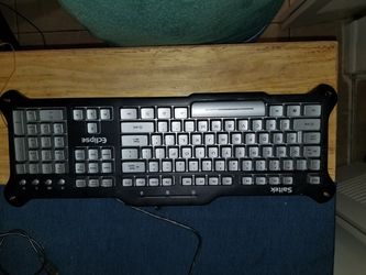 Saitek Eclipse illuminated ⁶ wired keyboard