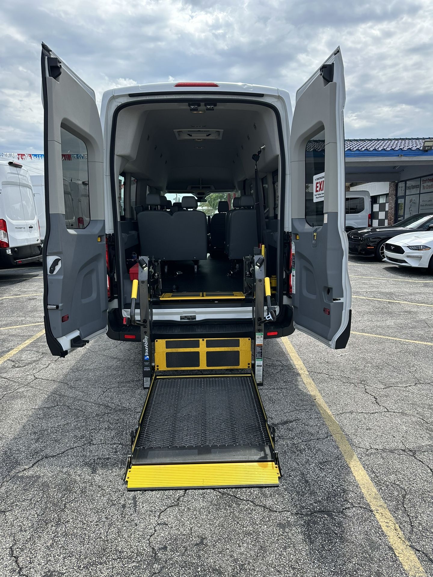 2018 Ford Transit-350