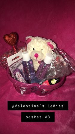 Valentines Day Gift Basket