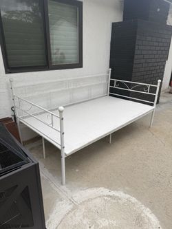 Outdoor bench