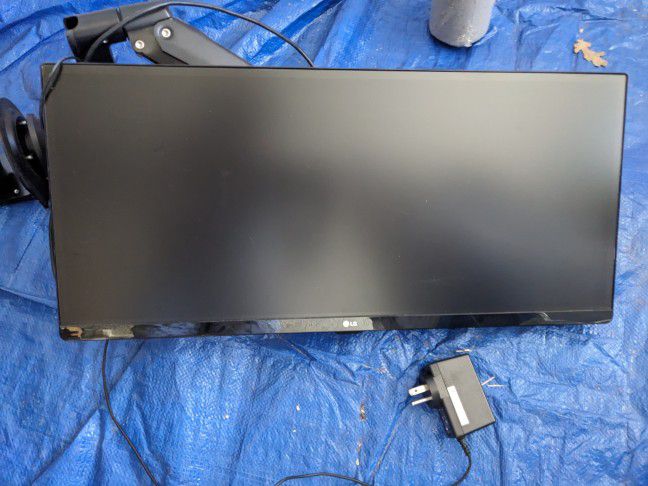 26" LG UltraWide Monitor With Table Mount