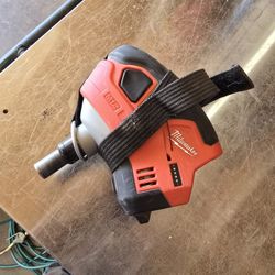 Millwalkee M12 Palm Nailer