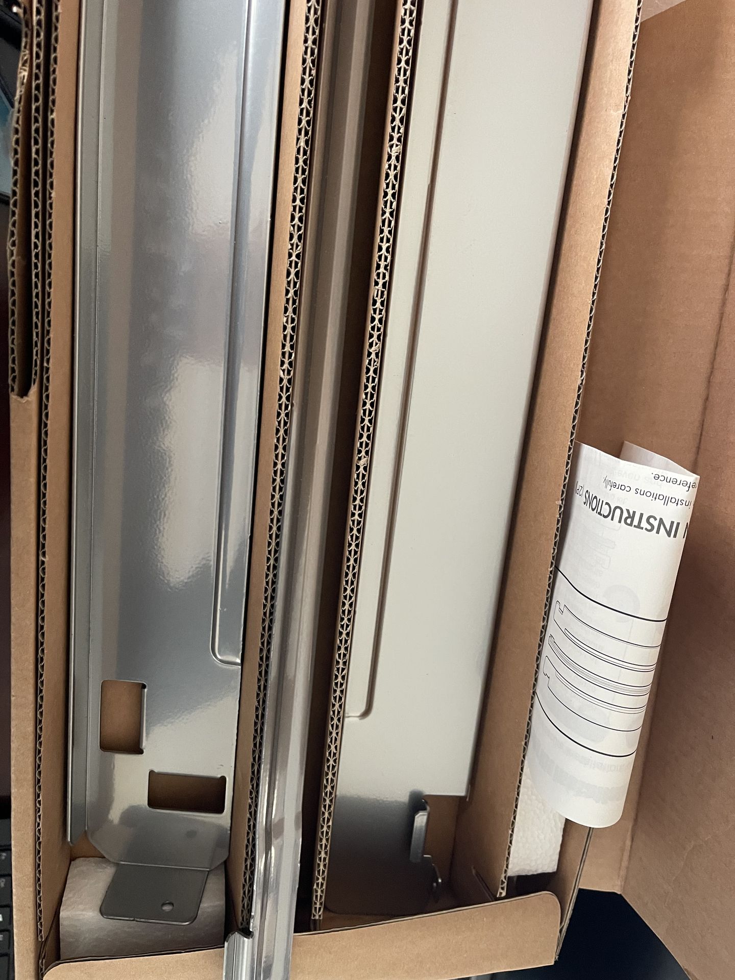 New LG 29 inch laundry stacking kit