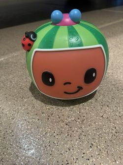 COCOMELON CHASE HIDE AND SEEK SIT AND PLAY songs moves