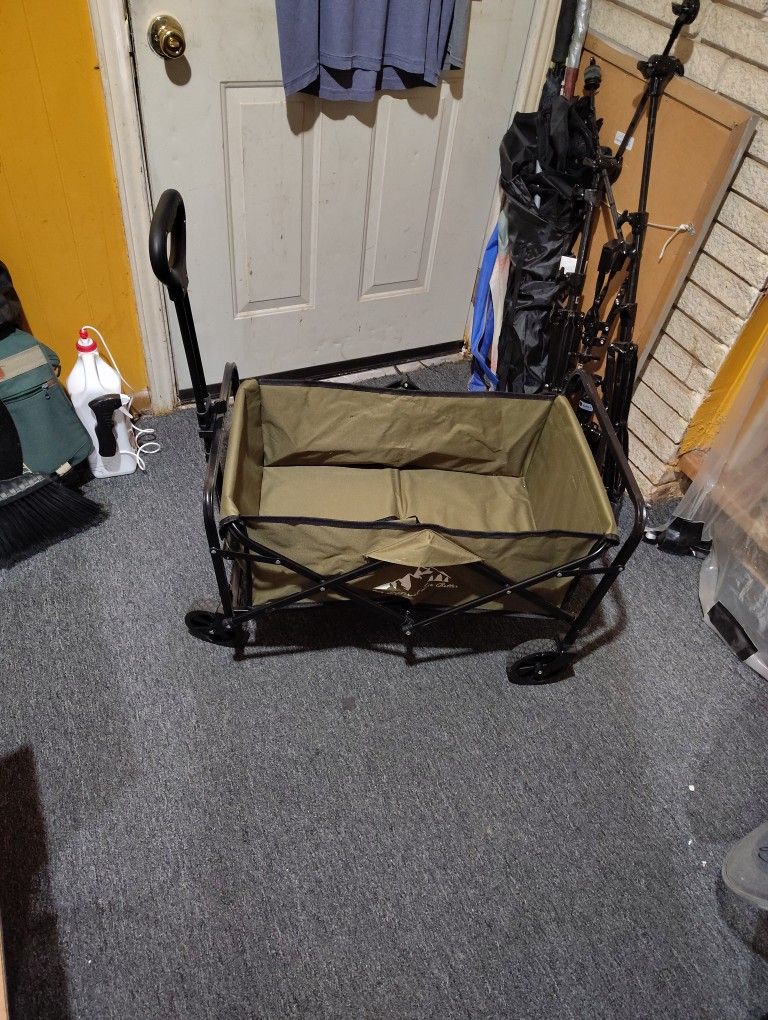 Folding Wagon,Used 2 Times Brand New.