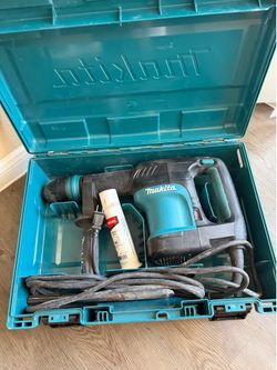 Makita hammer