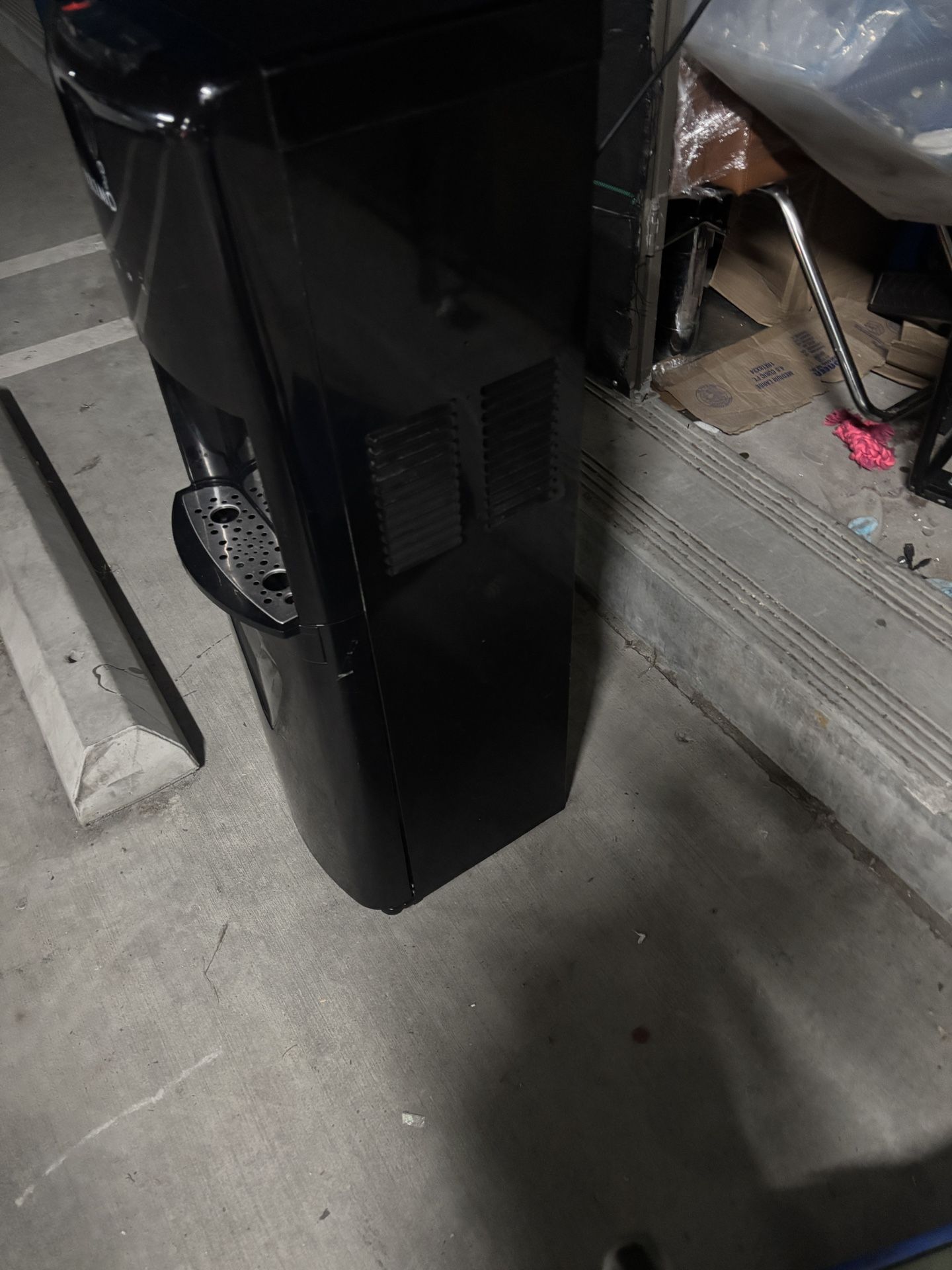 Water Dispenser