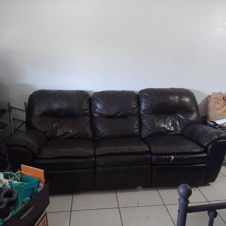 Ashley,s Chocolate Leather Recliner Couch