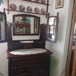 Vintage / Antique Dresser Vanity For Sale