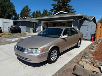 2000 Toyota Camry