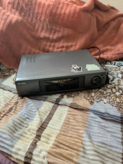 Sharp VHS VCR Player – 4-Head Hi-Fi MTS Stereo (Model VC-H942)