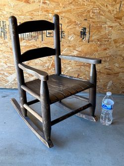 Kids rocking chair