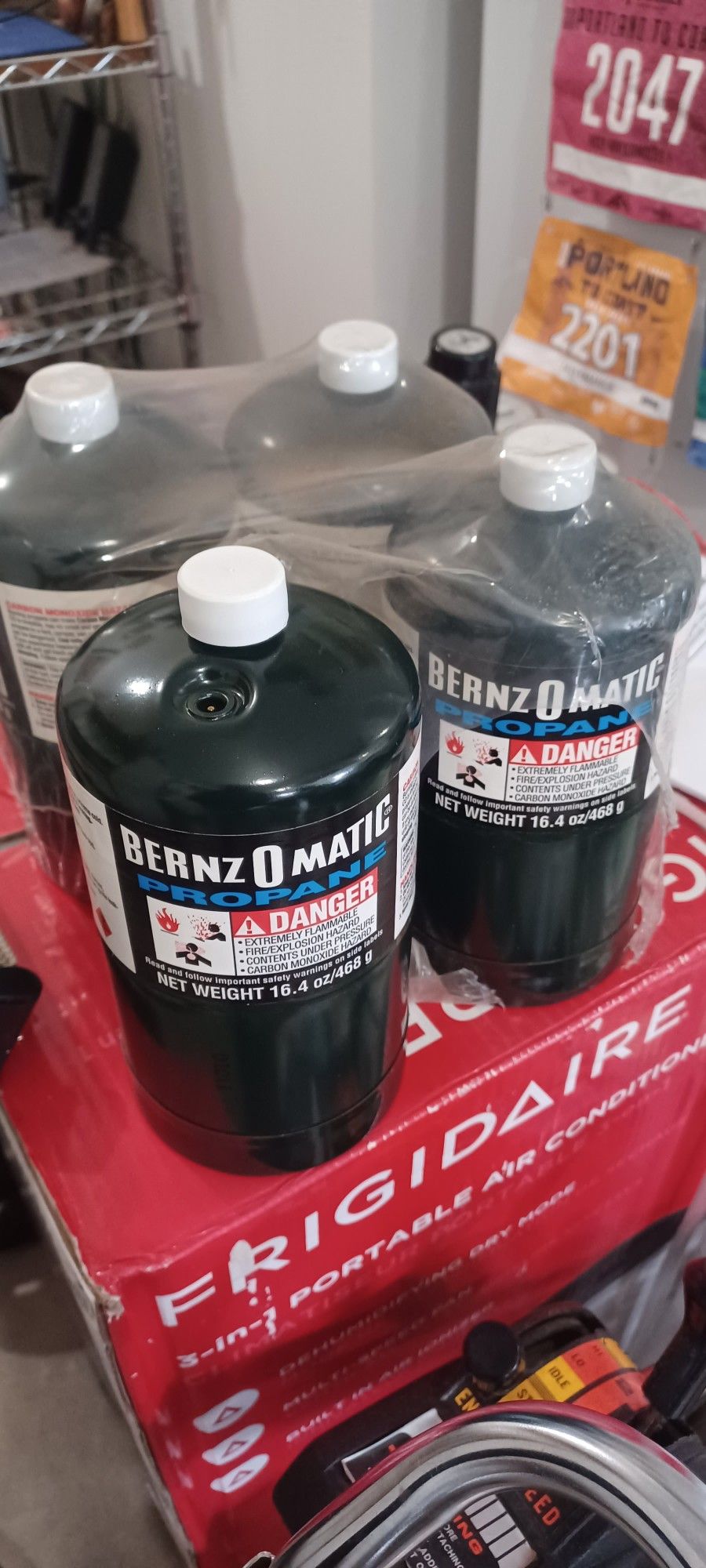Bernzomatic 16.4 oz. Propane Gas Cylinders (4-Pack)