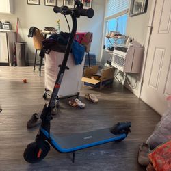 Kids electric scooter