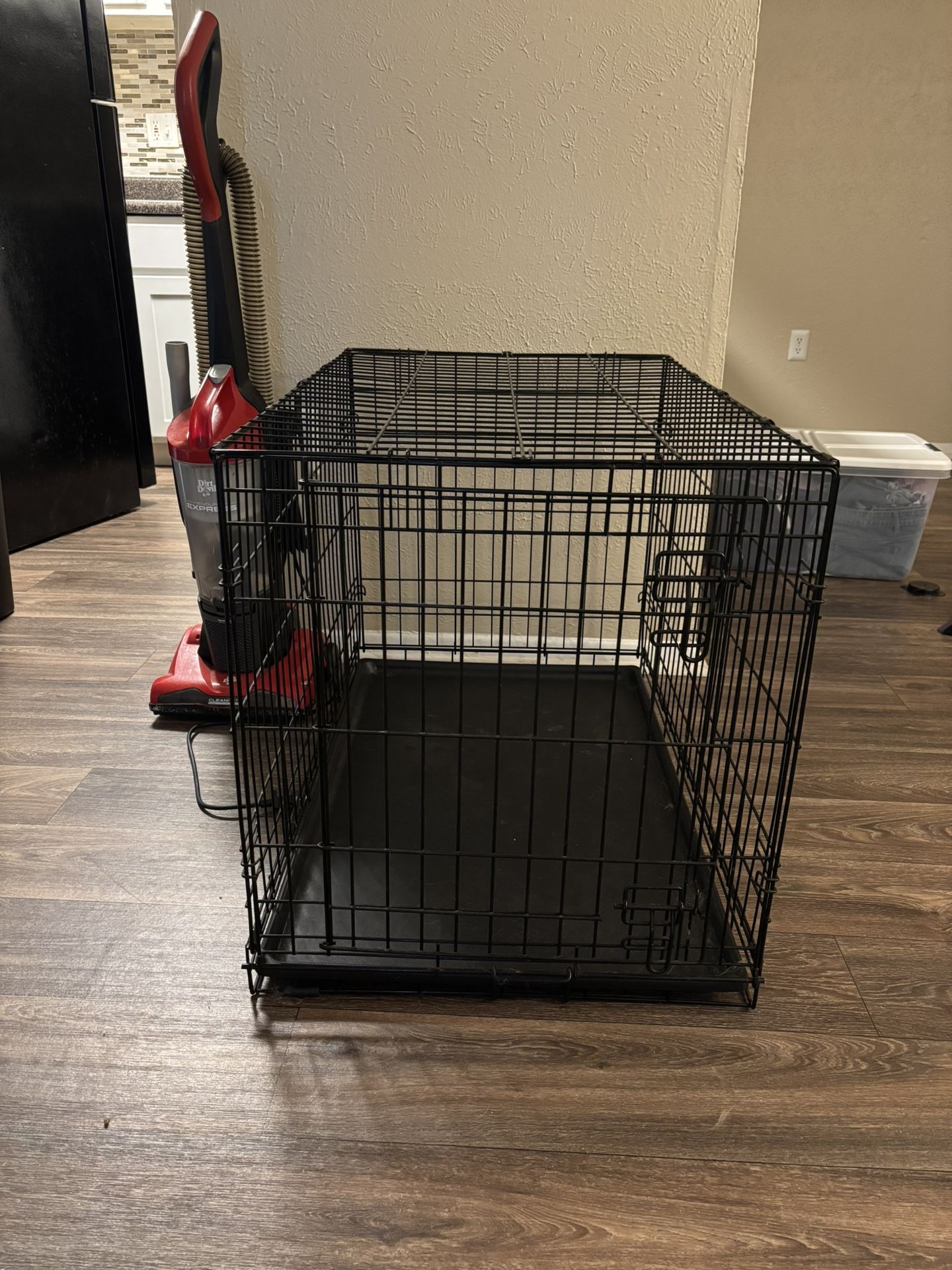 Medium/Large Dog Crate