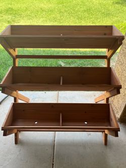 Red cedar garden bed