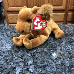 Ty Beanie Babie Camel “Niles ”.  Year 2000.  Brand New Size 7 inches Tall . Brand New With Tags 