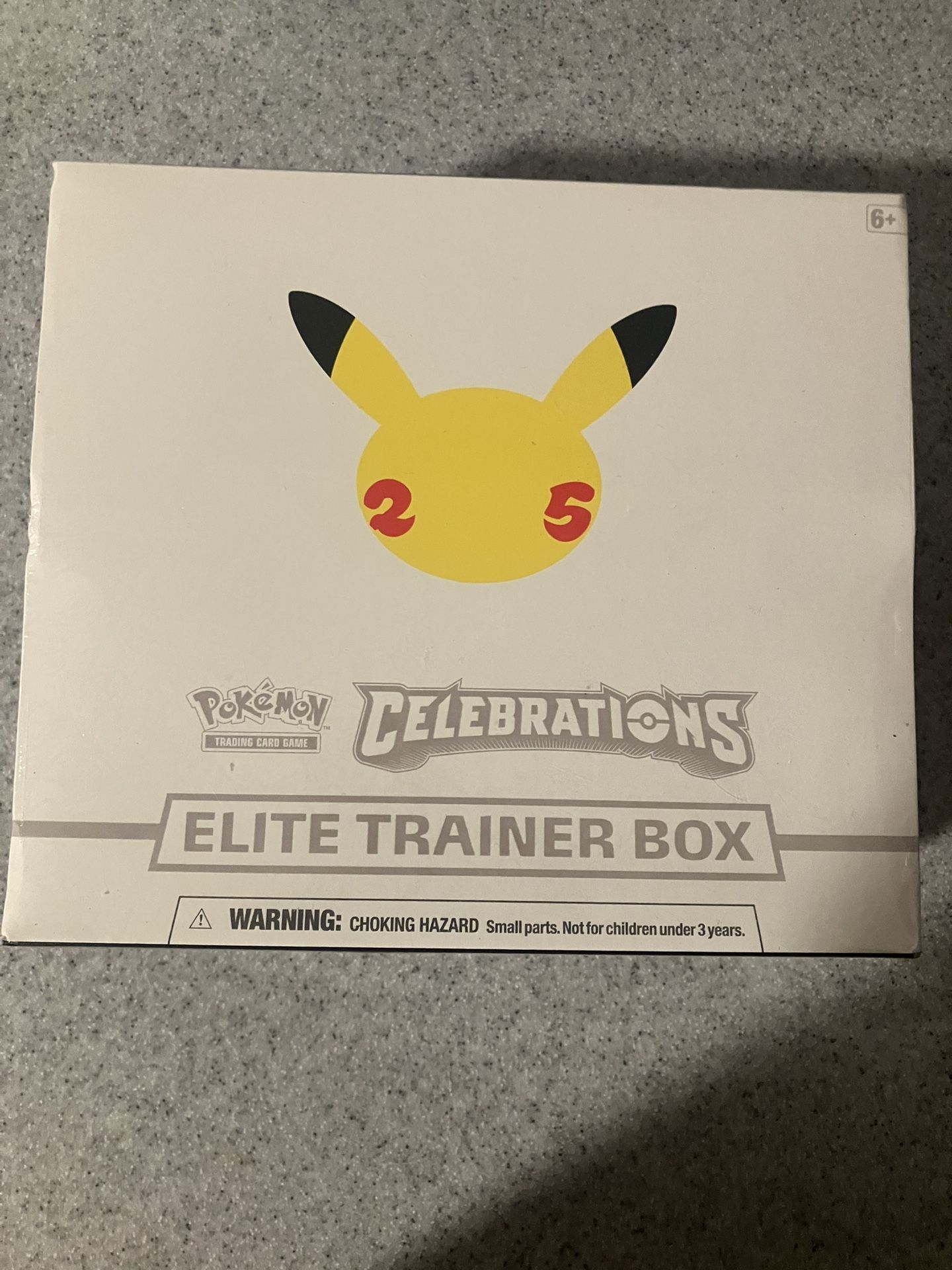 Pokemon Celebrations ETB