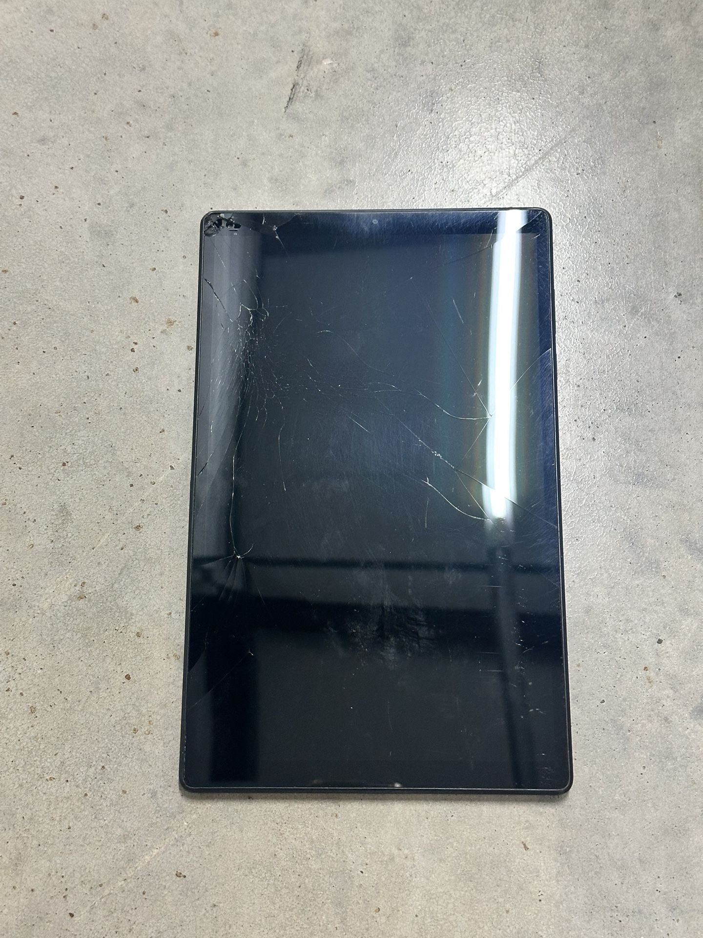 LENOVO TAB PLUS IRON GREY WIFI TABLET