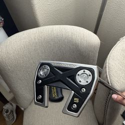 Scotty Cameron Phantom X 5 putter