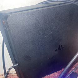 PS4 1tb One Controller $150