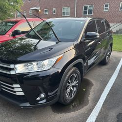Toyota Highlander 2019 LE 