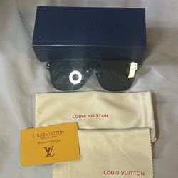 LV Men's Sunglasses - Great Condition Louis Vuitton Waimea Sunglasses (Z1082E)