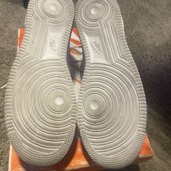 Supreme AF1  They Have SUPREME Laces