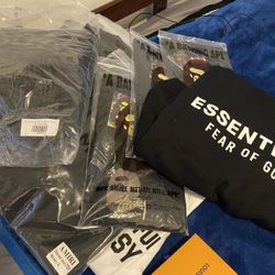 stuzzy shirt,essential hoodie,hellstar tees,amiri tees,aloc tees,bape tees,chrome heart 